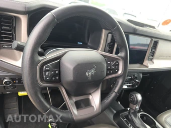 2025 Ford Bronco Outer Banks - miniatura 10