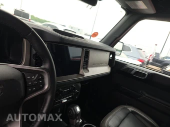 2025 Ford Bronco Outer Banks - miniatura 11