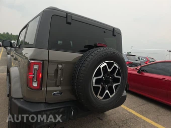 2025 Ford Bronco Outer Banks - miniatura 5