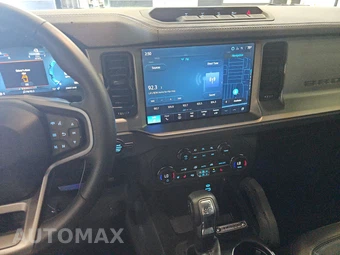 2025 Ford Bronco Outer Banks - miniatura 11