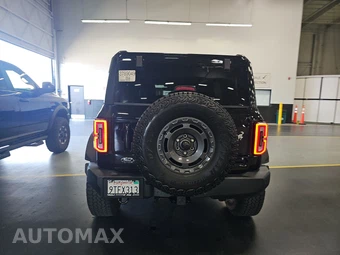 2025 Ford Bronco Outer Banks - miniatura 5