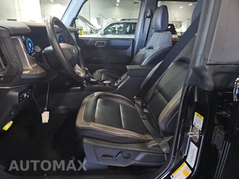 2025 Ford Bronco Outer Banks - miniatura 7