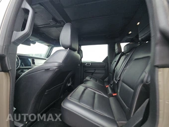 2025 Ford Bronco Outer Banks - miniatura 19
