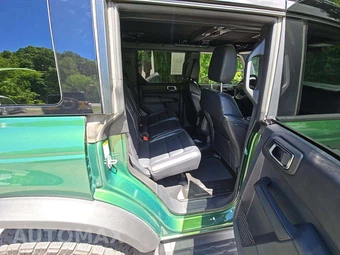 2025 Ford Bronco Outer Banks - miniatura 16