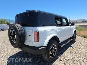 2025 Ford Bronco Outer Banks - miniatura 3
