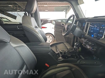 2025 Ford Bronco Outer Banks - miniatura 14