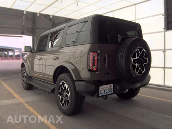 2025 Ford Bronco Outer Banks - miniatura 8
