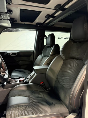 2025 Ford Bronco Raptor Advanced - miniatura 14