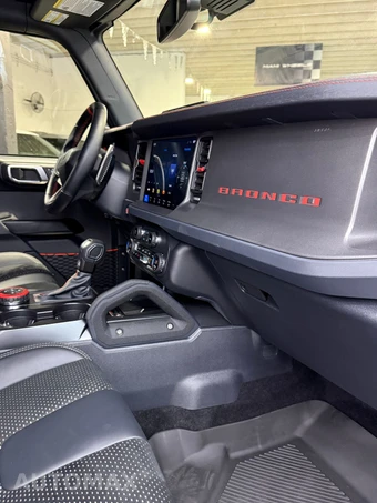 2025 Ford Bronco Raptor Advanced - miniatura 22