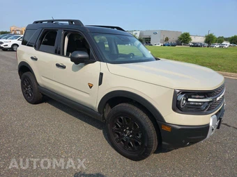 2025 Ford Bronco Sport Badlands - miniatura 4