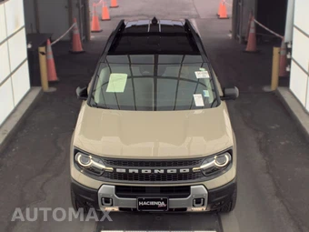 2025 Ford Bronco Sport Badlands - miniatura 2