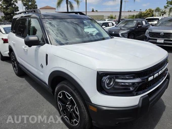 2025 Ford Bronco Sport Outer Banks - miniatura 4