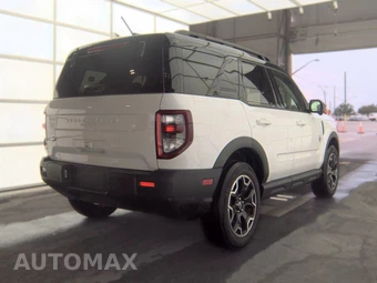 2025 Ford Bronco Sport Outer Banks - miniatura 4