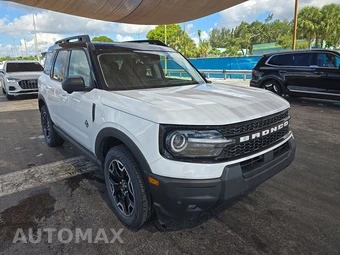 2025 Ford Bronco Sport Outer Banks - miniatura 3