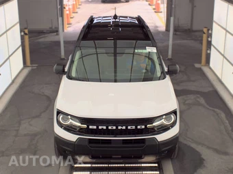 2025 Ford Bronco Sport Outer Banks - miniatura 2