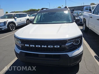 2025 Ford Bronco Sport Outer Banks - miniatura 2