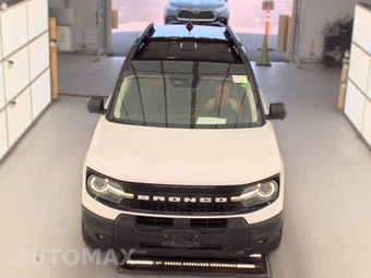 2025 Ford Bronco Sport Outer Banks - miniatura 2