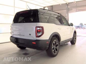 2025 Ford Bronco Sport Outer Banks - miniatura 4