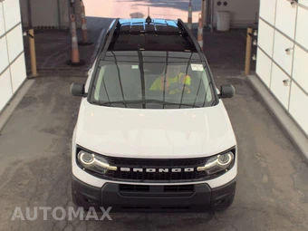 2025 Ford Bronco Sport Outer Banks - miniatura 2