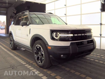2025 Ford Bronco Sport Outer Banks - miniatura 3