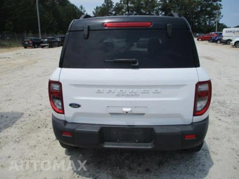 2025 Ford Bronco Sport Outer Banks - miniatura 12