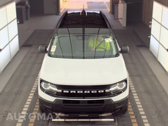 2025 Ford Bronco Sport Outer Banks - miniatura 2