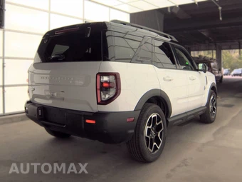 2025 Ford Bronco Sport Outer Banks - miniatura 4