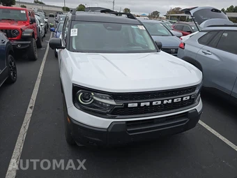 2025 Ford Bronco Sport Outer Banks - miniatura 2
