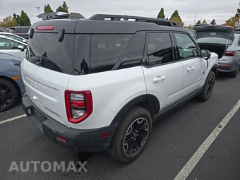2025 Ford Bronco Sport Outer Banks - miniatura 4