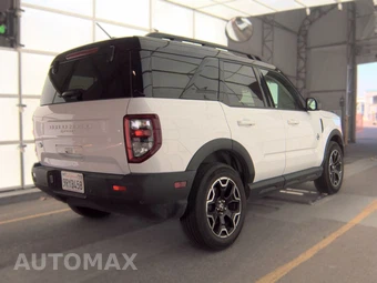 2025 Ford Bronco Sport Outer Banks - miniatura 4