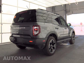 2025 Ford Bronco Sport Outer Banks - miniatura 4