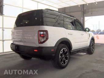 2025 Ford Bronco Sport Outer Banks - miniatura 4