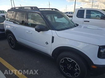 2025 Ford Bronco Sport Outer Banks - miniatura 3