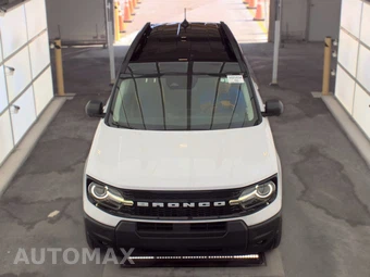 2025 Ford Bronco Sport Outer Banks - miniatura 2