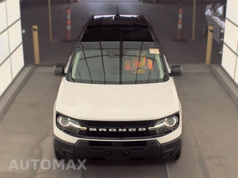 2025 Ford Bronco Sport Outer Banks - miniatura 2