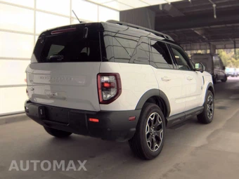 2025 Ford Bronco Sport Outer Banks - miniatura 4