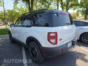 2025 Ford Bronco Sport Outer Banks - miniatura 2