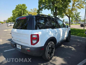 2025 Ford Bronco Sport Outer Banks - miniatura 3