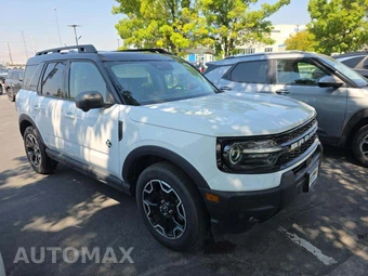 2025 Ford Bronco Sport Outer Banks - miniatura 4