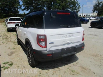 2025 Ford Bronco Sport Outer Banks - miniatura 12