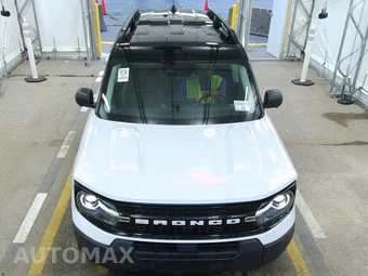 2025 Ford Bronco Sport Outer Banks - miniatura 2