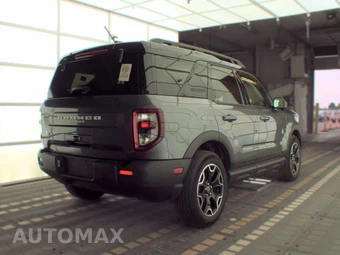 2025 Ford Bronco Sport Outer Banks - miniatura 4