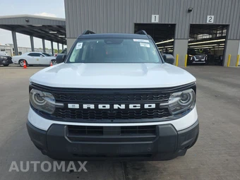 2025 Ford Bronco Sport Outer Banks - miniatura 2