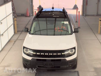 2025 Ford Bronco Sport Outer Banks - miniatura 2