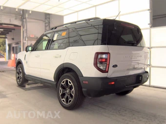 2025 Ford Bronco Sport Outer Banks - miniatura 6