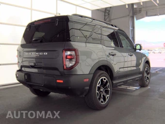 2025 Ford Bronco Sport Outer Banks - miniatura 4