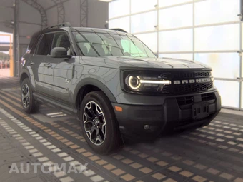 2025 Ford Bronco Sport Outer Banks - miniatura 3