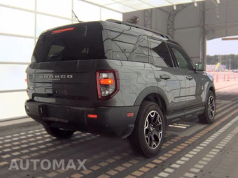 2025 Ford Bronco Sport Outer Banks - miniatura 4