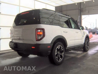 2025 Ford Bronco Sport Outer Banks - miniatura 4