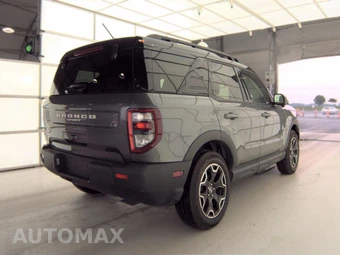 2025 Ford Bronco Sport Outer Banks - miniatura 4